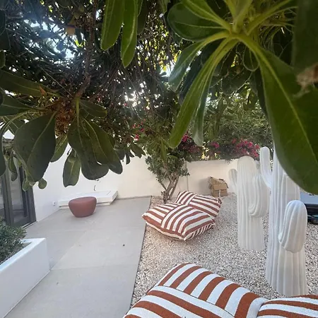 Tatil Evi Bluewaves Sunstone Terrace House