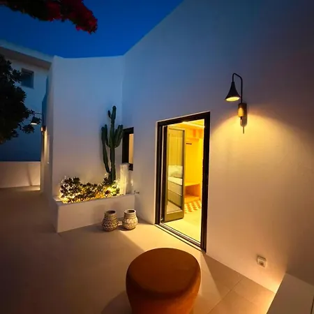 Bluewaves Sunstone Terrace House *