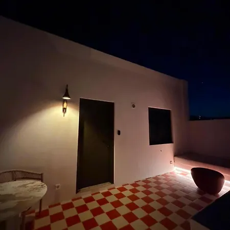 Bluewaves Sunstone Terrace House 펜션 *